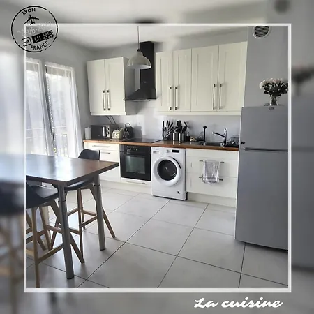 Centre - 15' De Lyon - 1 Parking * Tassin-la-Demi-Lune
